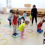cviceni-pod-vedenim-trenerky-z-akademie-dynamo-2